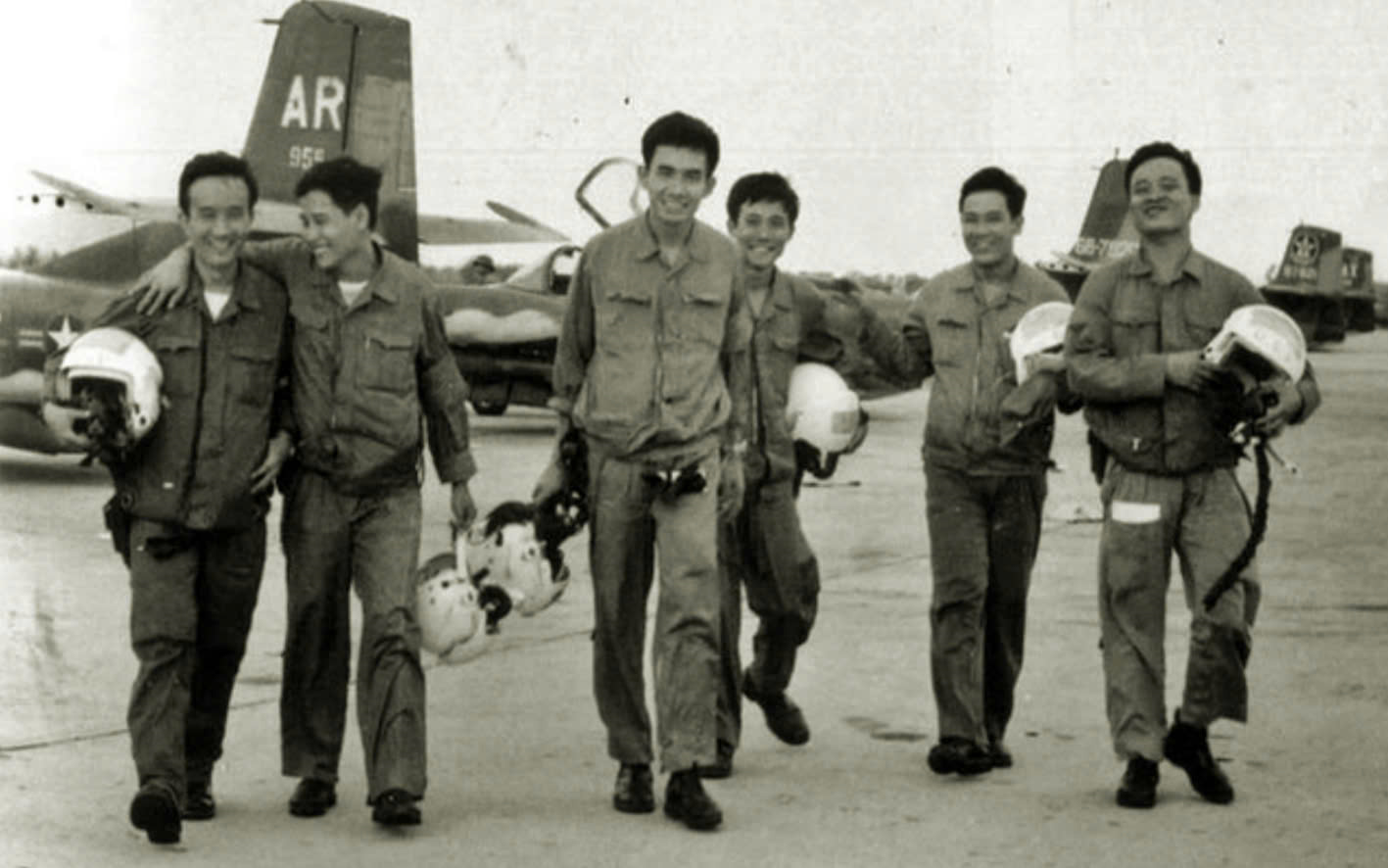 PHI ĐỘI QUYẾT THẮNG TẤN CÔNG SÂN BAY TÂN SƠN NHẤT – CÚ ĐÁNH TÁO BẠO, BẤT NGỜ TRONG CƠN LỐC CHIẾN THẮNG MÙA XUÂN 1975