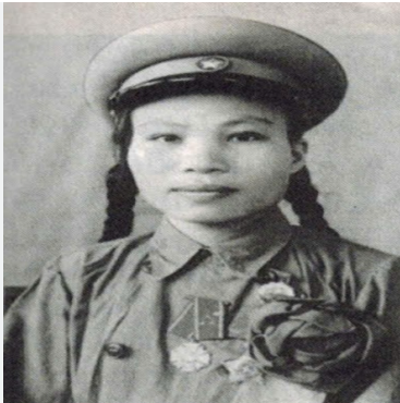 Người nữ du kích giữa miền quê lửa đạn -Nguyễn Thị Chiên