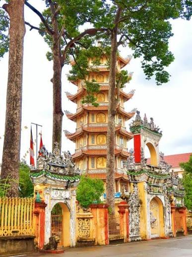 Ngôi chùa nằm giữa lòng Thành Phố