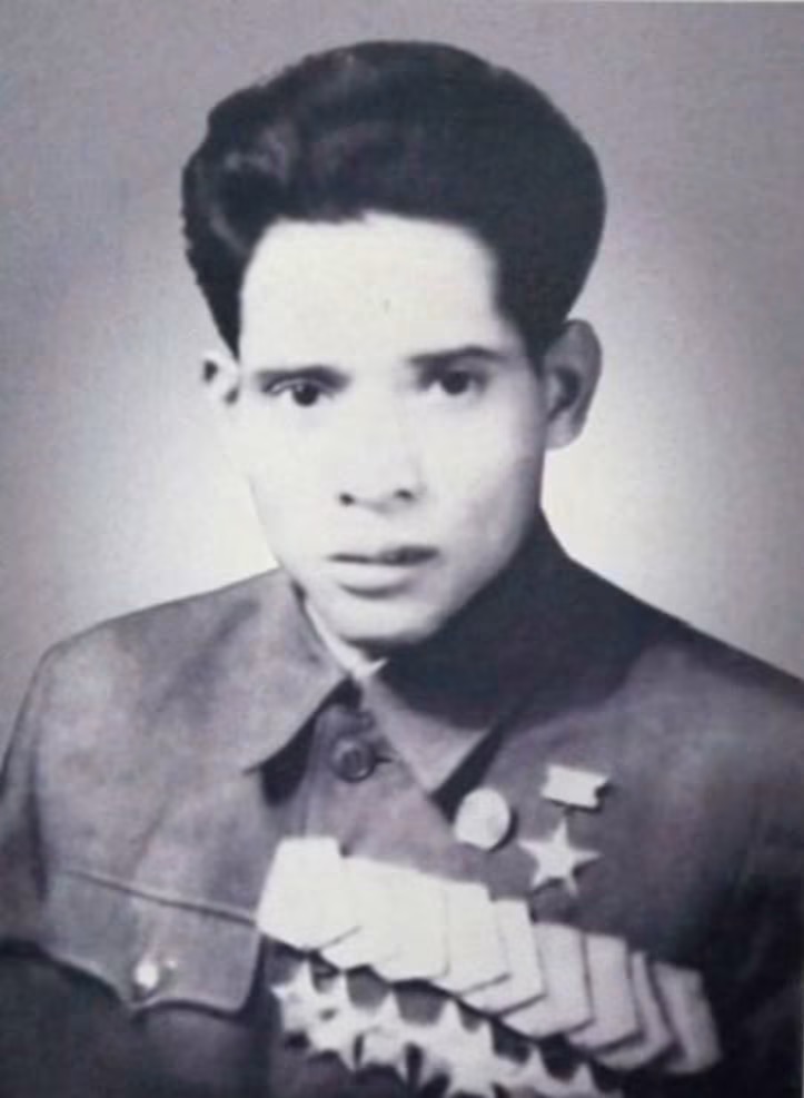 Anh hùng LLVTND Hồ Soi