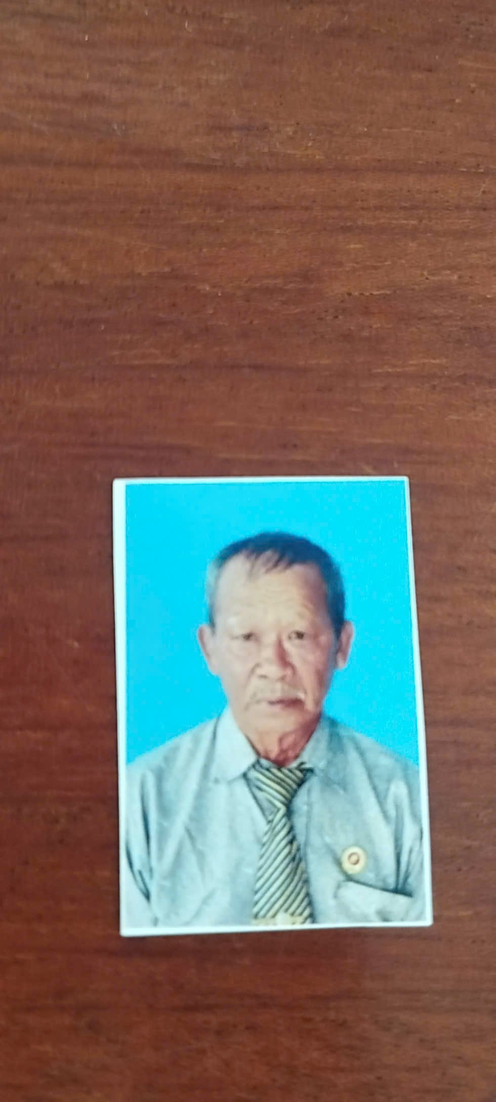 BẾP LỬA TRONG HANG