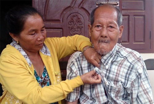 Bản lý lịch thành câu chuyện truyền miệng