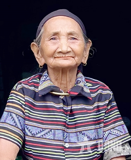 Người Hrê ở Ba Tô tự hào có mẹ