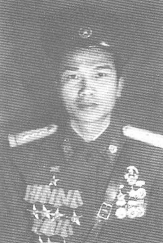 Anh Hùng Nguyễn Chất Xê