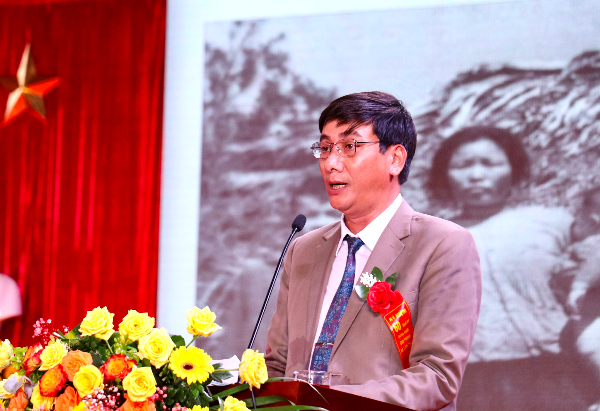 Lịch sử Đồng Khởi Cẩm Thanh