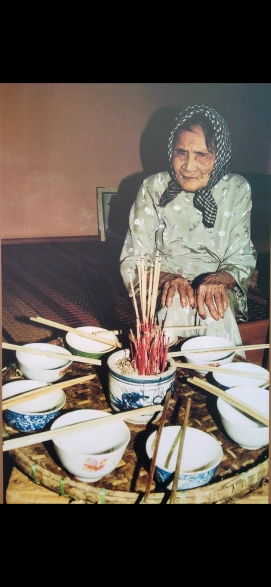 Câu Chuyện Của bà Nguyễn Thị Thứ