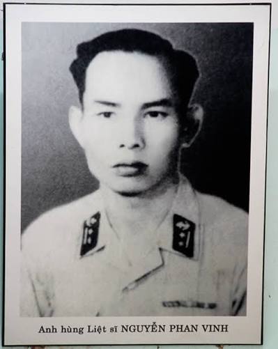 Anh hùng Nguyễn Phan Vinh - Bản hùng ca của Tàu không số 235