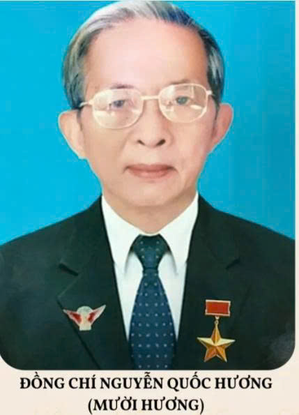 Mười Hương - Người thầy trong ngành tình báo