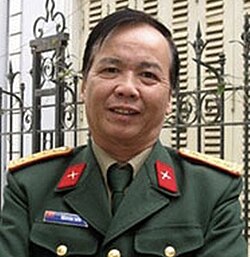 Chân dung: Nguyễn Tiến