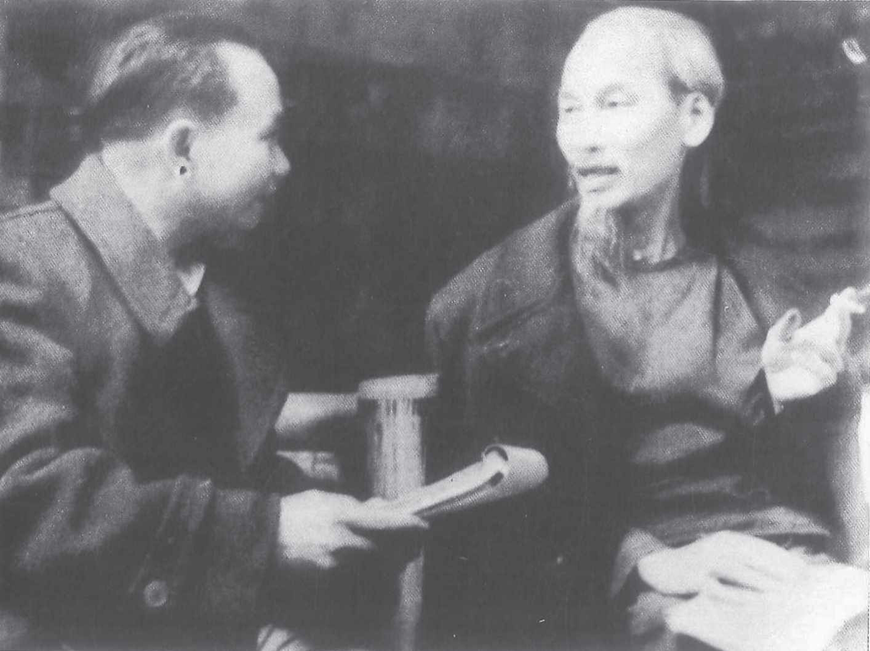 TRƯỜNG CHINH – NHÀ LÃNH ĐẠO VÀ NGƯỜI GÓP PHẦN ĐẶT NỀN MÓNG CHO ĐƯỜNG LỐI ĐỔI MỚI