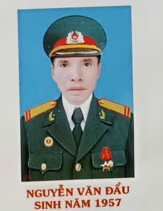 Ngọn lửa kiên trung giữa thời bình có giặc