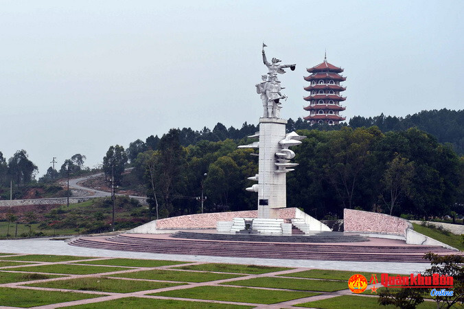 Bất tử và thiêng liêng 10 cô gái Ngã ba Đồng Lộc