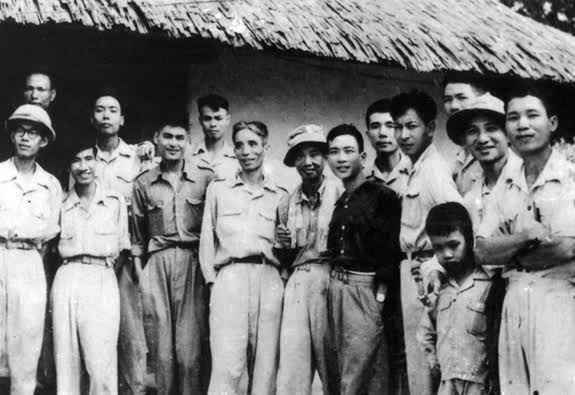 Người gieo "Mặt trời chân lý" cho thế hệ thanh niên thời chiến