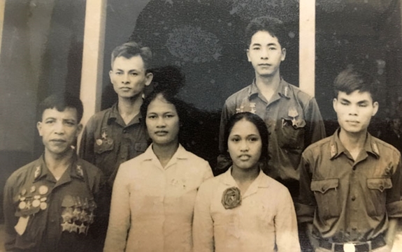 NGƯỜI ANH HÙNG NÚI RỪNG ĐIỆN BIÊN
