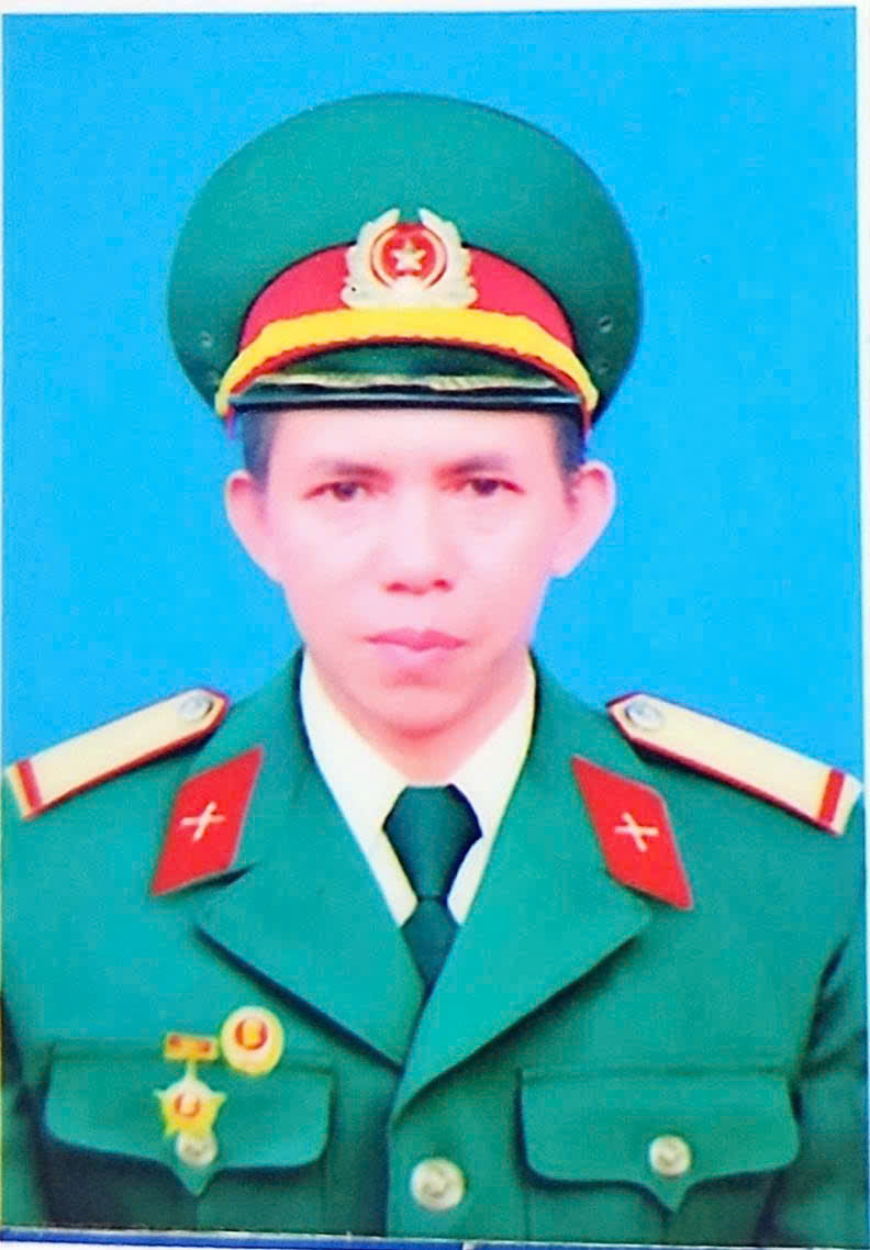 MANG TUỔI 18 ĐẾN XÍN MẦN – CÂU CHUYỆN CỦA HOÀNG NGỌC VÉN