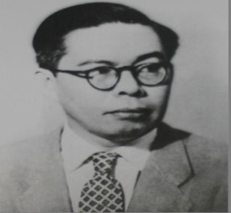 Là một đại tri thức