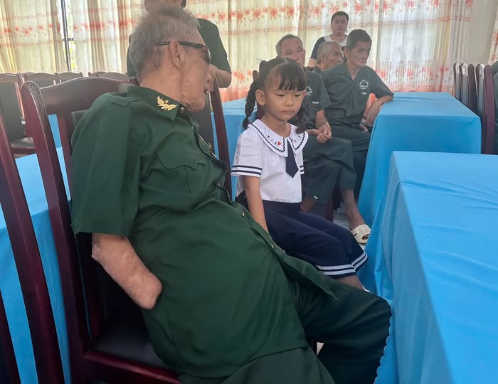 Điều tôi day dứt nhất là chưa được cống hiến nhiều hơn...