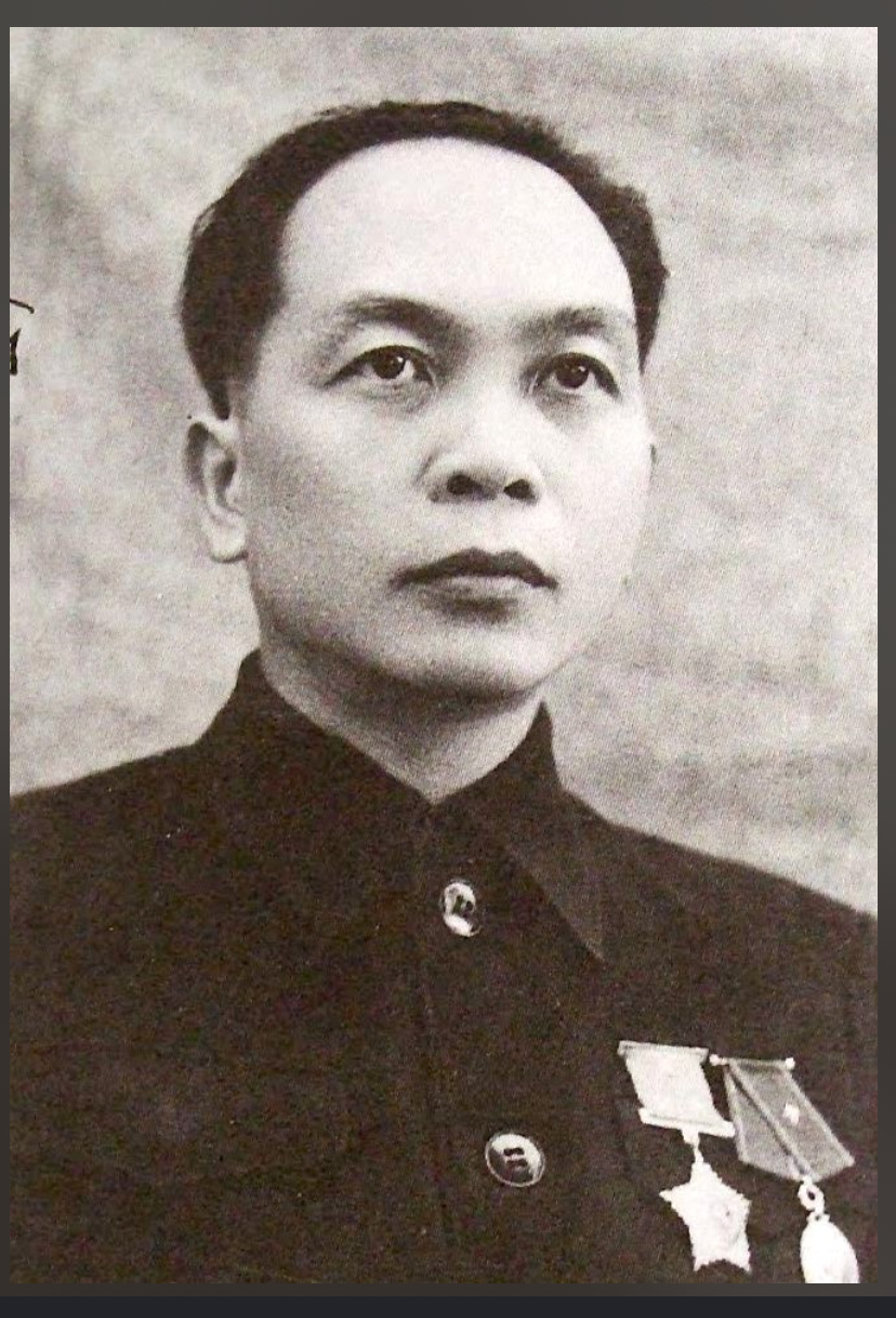 Đại tướng Võ Nguyên Giáp – Người chỉ huy trong Cách mạng Tháng Tám 1945