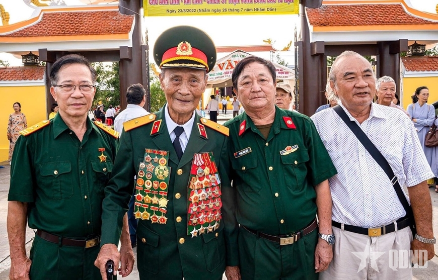 “Chia lửa” với chiến trường Điện Biên Phủ