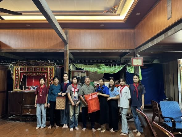 Người lính năm xưa - Ngọn lửa truyền thống hôm nay