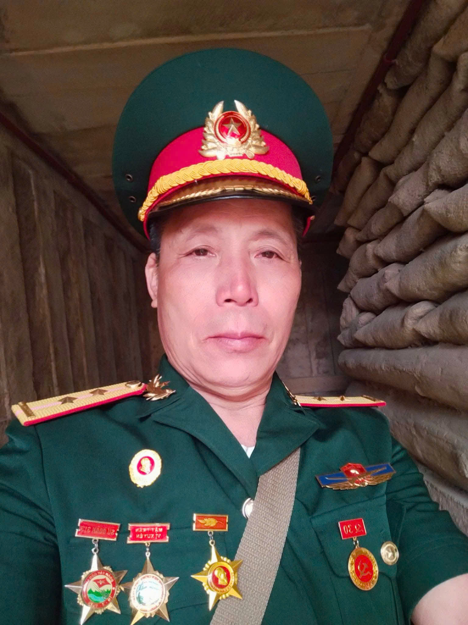 NGƯỜI GIỮ LỬA NƠI ĐỊA ĐẦU TỔ QUỐC