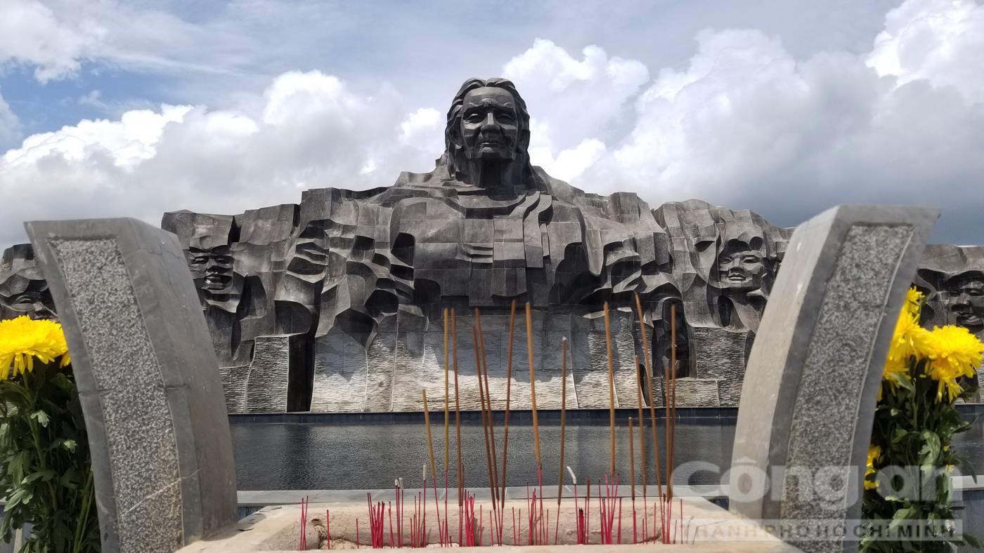 Những Người Mẹ Quảng Nam – Mẹ VNAH Nguyễn Thị Thứ Và 11 Người Con, Cháu Hy Sinh