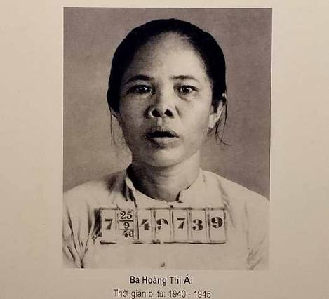Người con gái Huế trong thời hoa lửa