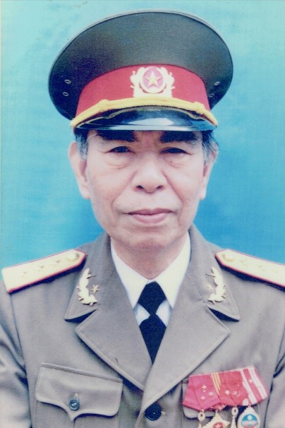 Anh hùng LLVTND, Thượng tướng, Giáo sư, Nhà giáo nhân dân Hoàng Minh Thảo