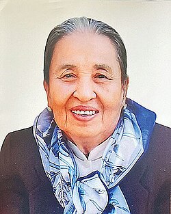 Chân dung: Quách Thị Hồng