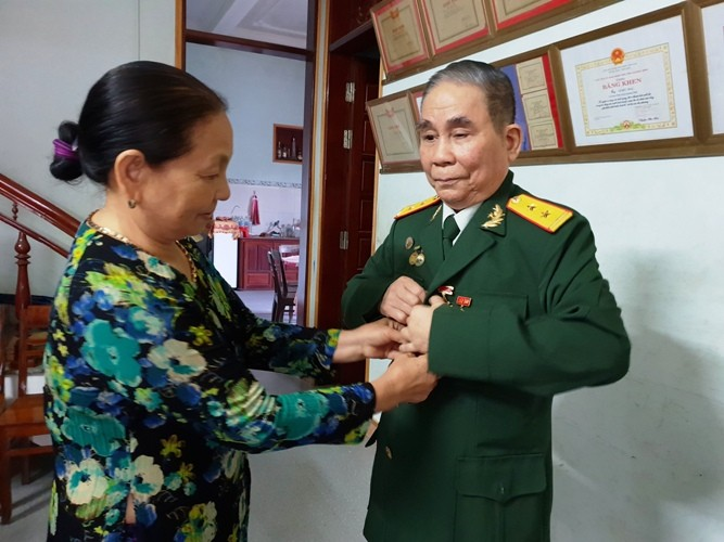 NGƯỜI GIỮ “MẮT THẦN” CỒN CỎ