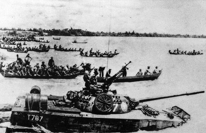 Tiến về thành đô