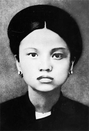 Anh hùng lực lưỡng vũ trang nhân dân Nguyễn Thị Minh Khai