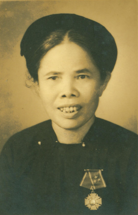 Bà Hoàng Thị Ái