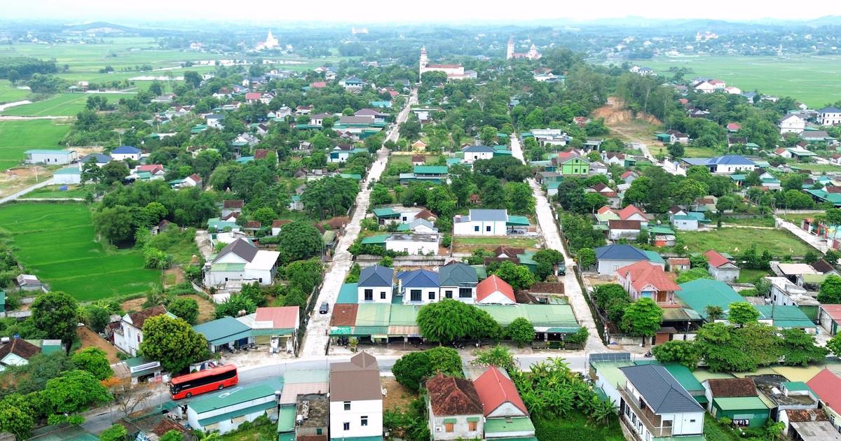NHỮNG LÁ THƯ ĐI QUA CHIẾN TRANH