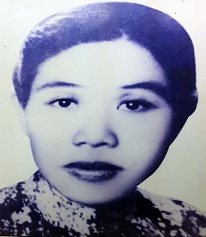 Câu chuyện lịch sử; Anh hùng liệt sỹ - LÊ THỊ RIÊNG - CHI ĐOÀN 10C5-STT 01