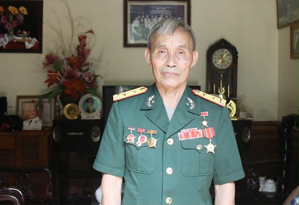 Nhân vật lịch sử anh hùng Nguyễn Hữu Quyền