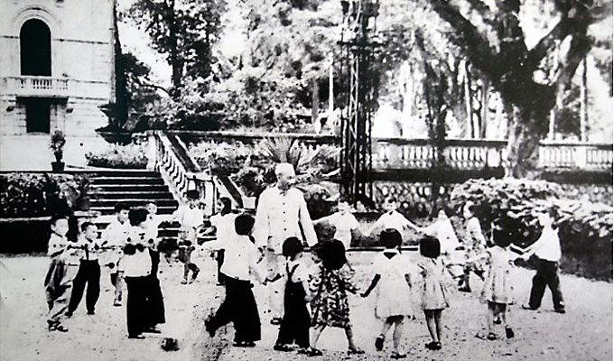 Câu chuyện lịch sử 308