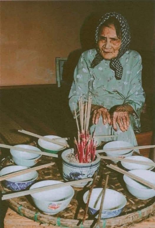 Mẹ Việt Nam anh hùng Nguyễn Thị Thứ