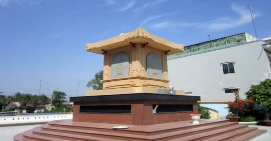 DI TÍCH LỊCH SỬ ''LĂNG TỨ KIỆT'