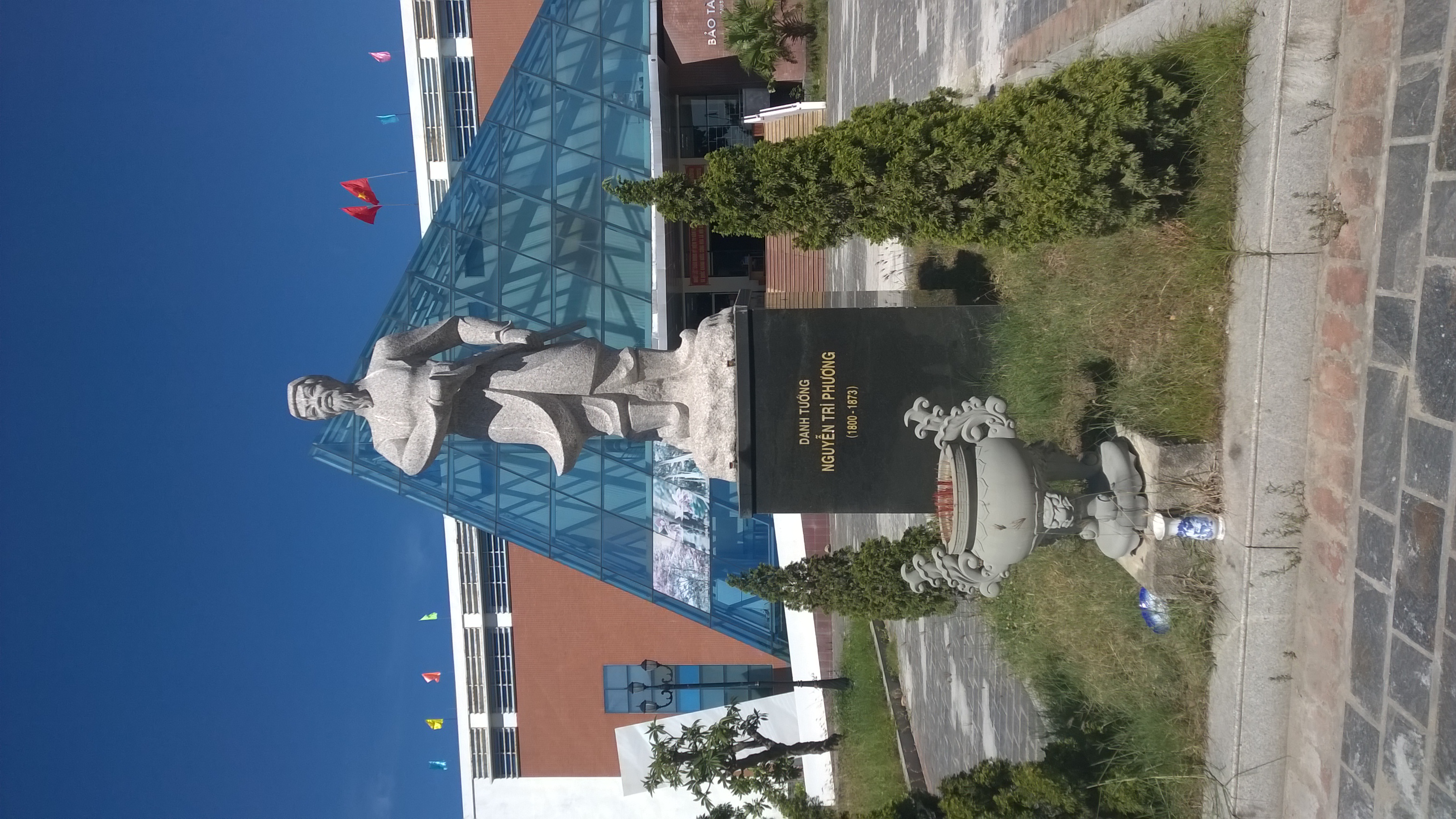 Nguyễn Tri Phương-  Nét son bên dòng Ô Lâu