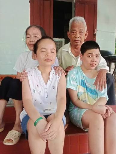 MỘT ĐỜI MANG NẶNG NỖI ĐAU DA CAM