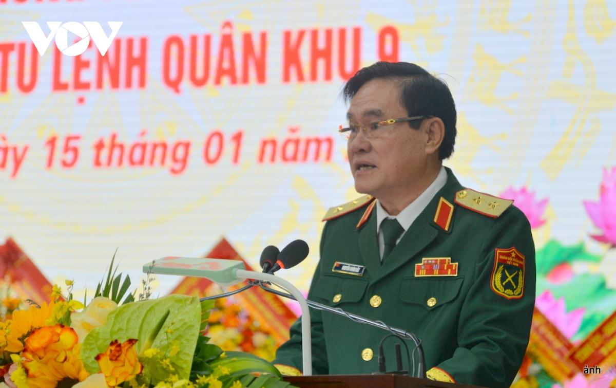 TRUNG TƯỚNG, ANH HÙNG LLVTND HUỲNH TIỀN PHONG “CÓ ĐỊCH LÀ ĐÁNH, ĐÁNH LÀ PHẢI GIÀNH THẮNG LỢI”