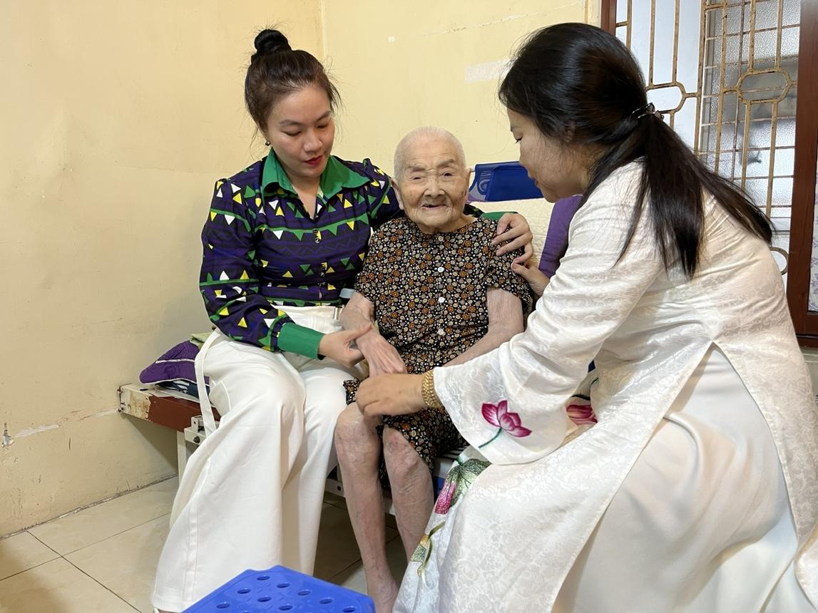 MẸ VNAH NGUYỄN THỊ NGHỊ – BA NGƯỜI CON, BA CHIẾN TRƯỜNG, MỘT NỖI ĐAU