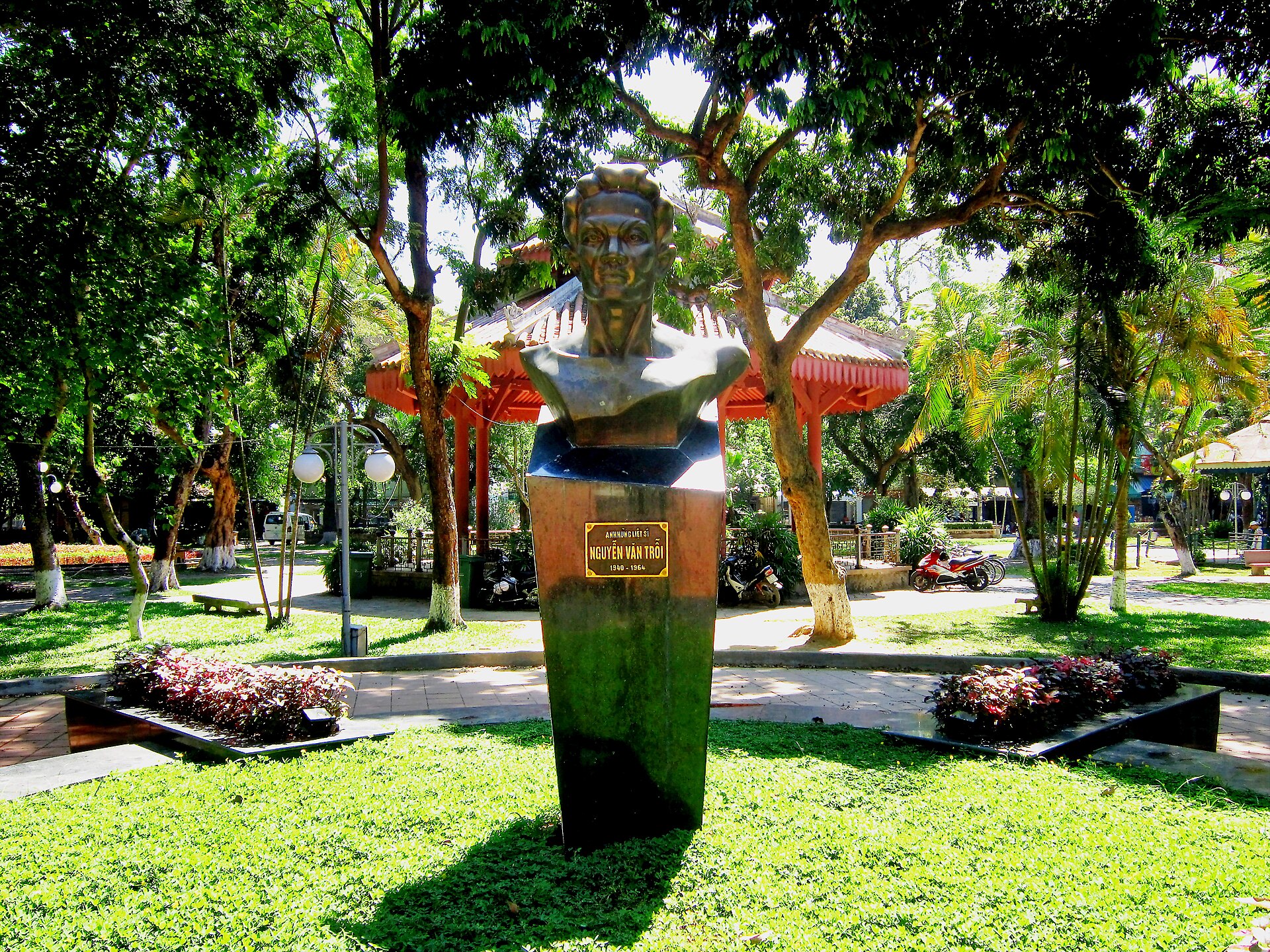 CAU CHUYEN NGUYỄN VĂN TRỖI
