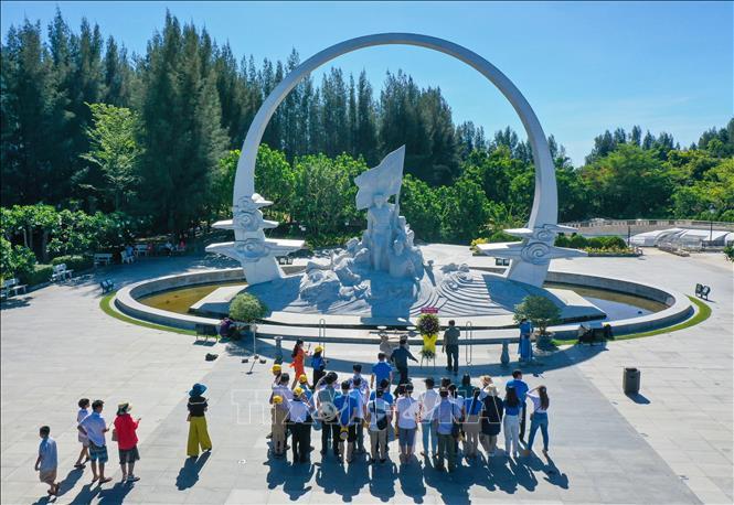 NGƯỜI CHA CHƯA MỘT LẦN ĐƯỢC NHÌN THẤY MẶT CON