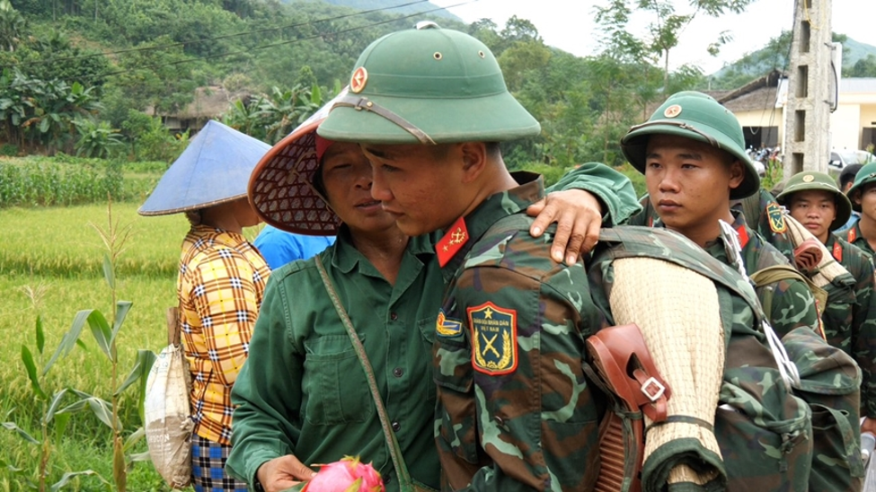 MỆNH LỆNH TỪ TRÁI TIM: TỪ “THỜI HOA LỬA” ĐẾN NHỮNG “CUỘC CHIẾN LẶNG THẦM” GIỮA THỜI BÌNH