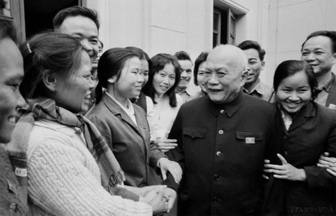 Chủ tịch Tôn Đức Thắng - Nhà lãnh đạo yêu nước, thương dân