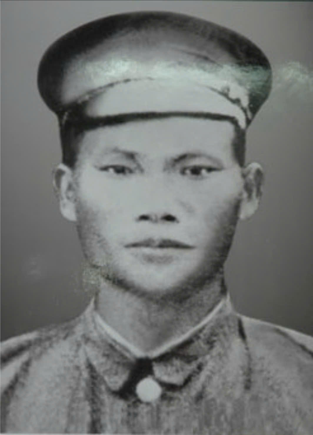 Phùng Chí Kiên  – "Người cán bộ quân sự cấp cao đầu tiên của Đảng"