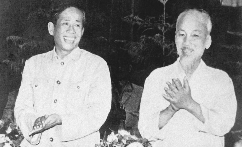 LÊ DUẨN – NGƯỜI ĐỨNG SAU MỘT MÙA XUÂN CHẤN ĐỘNG