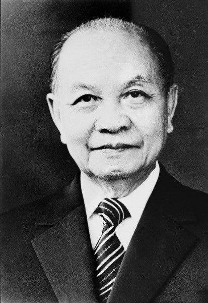 TRƯỜNG CHINH – NHÀ LÃNH ĐẠO VÀ NGƯỜI GÓP PHẦN ĐẶT NỀN MÓNG CHO ĐƯỜNG LỐI ĐỔI MỚI